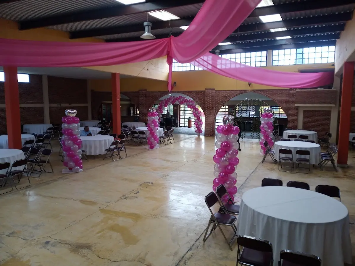 Salon Jardin "El Ranchito"