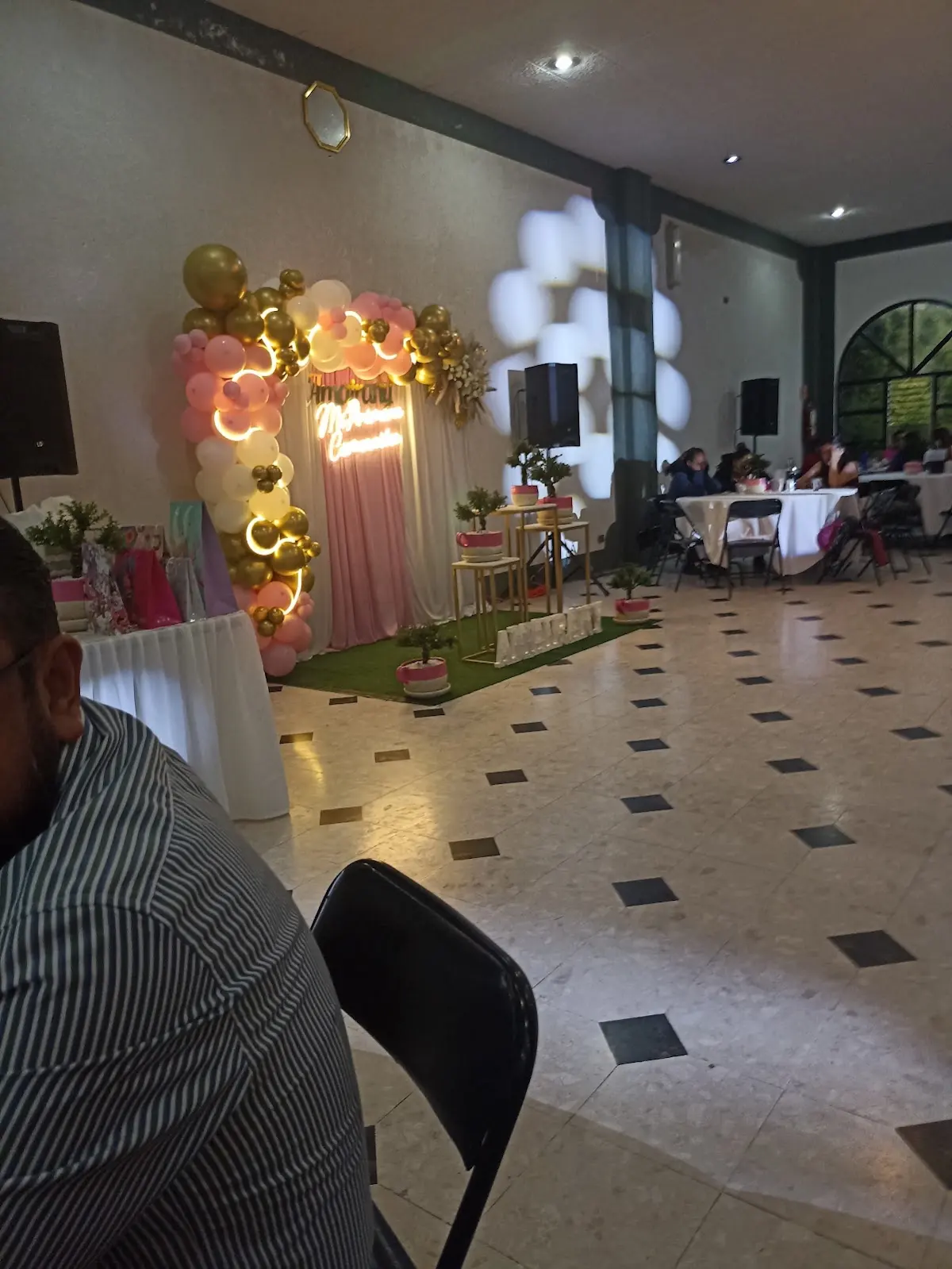 Salón Social Karina