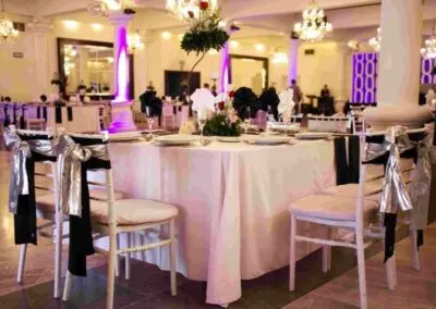 Salón Ardizana: Grupo Santa Rosa