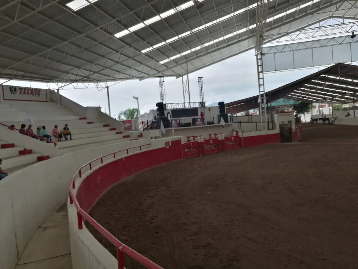 Lienzo Charro Hermanos Ramírez
