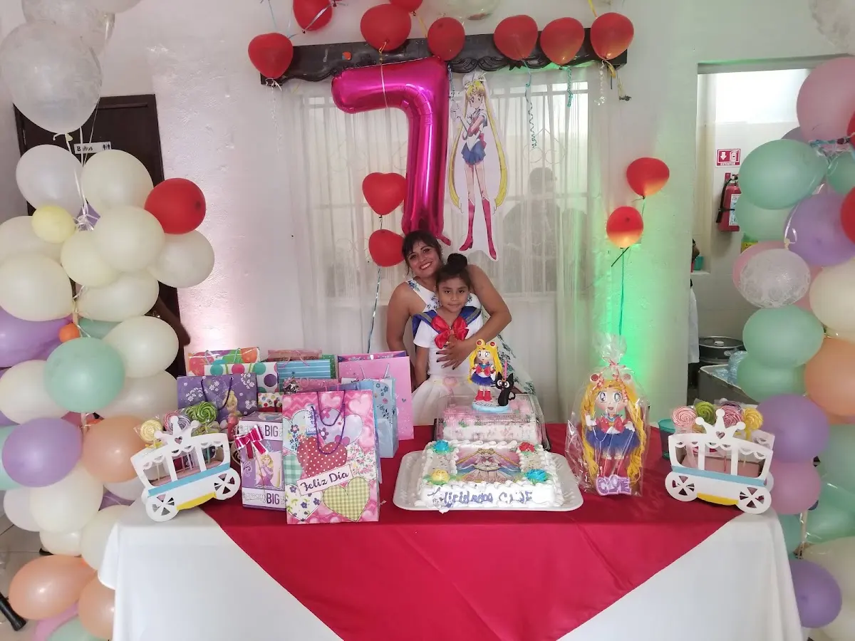 Salón PRINCESITAS — foto 2 de 3