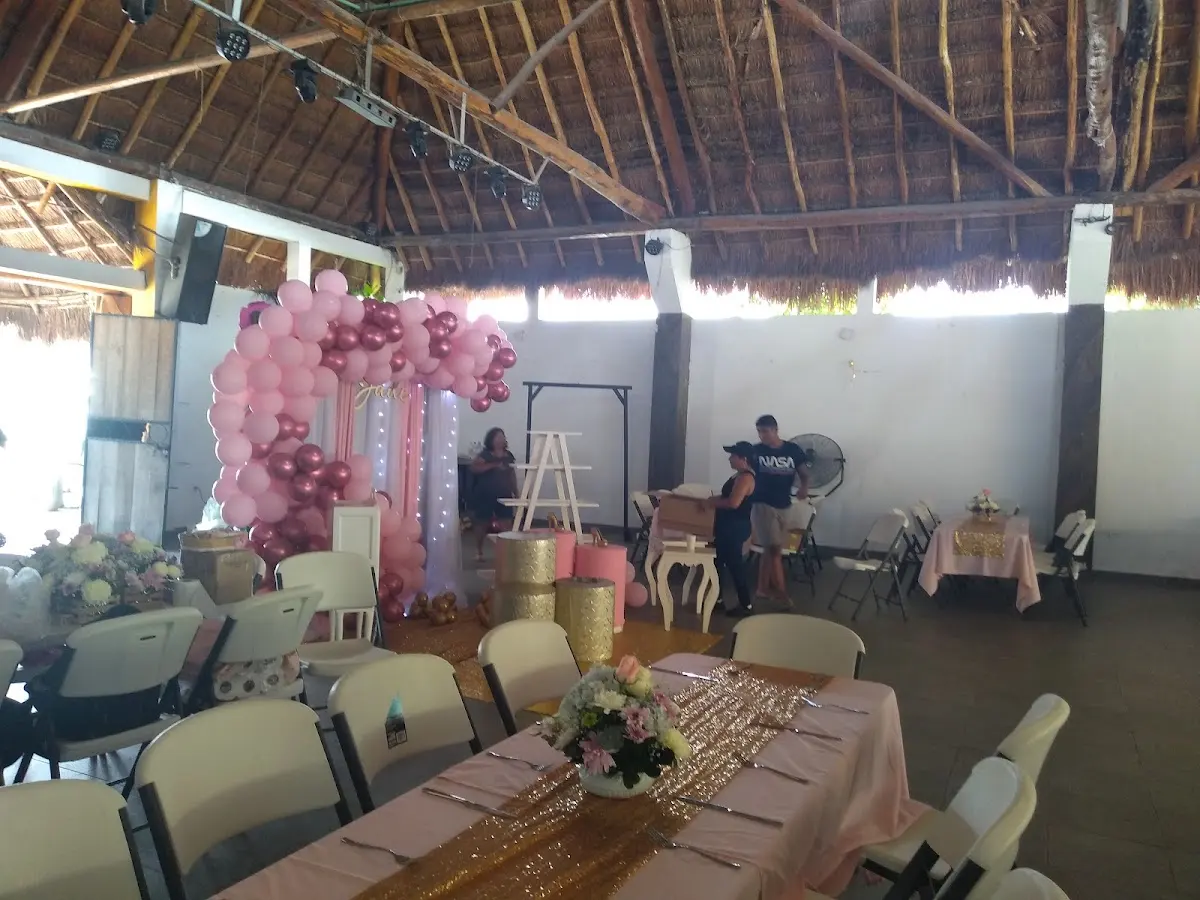 Salón de Eventos "Los Leones"