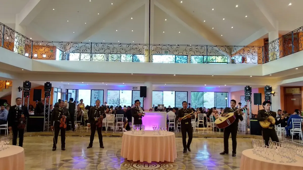 Escenarios Centro de Eventos Sociales