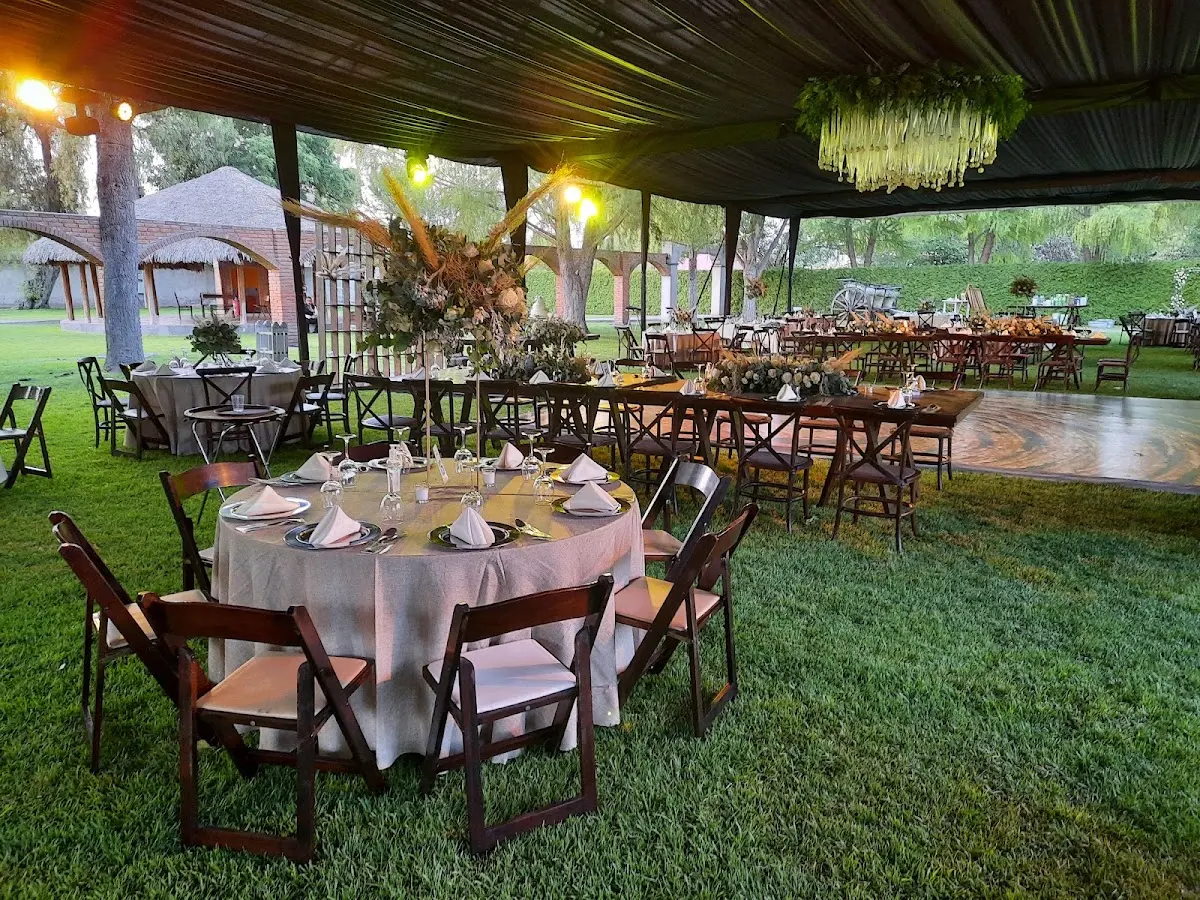 Los Portales Jardin