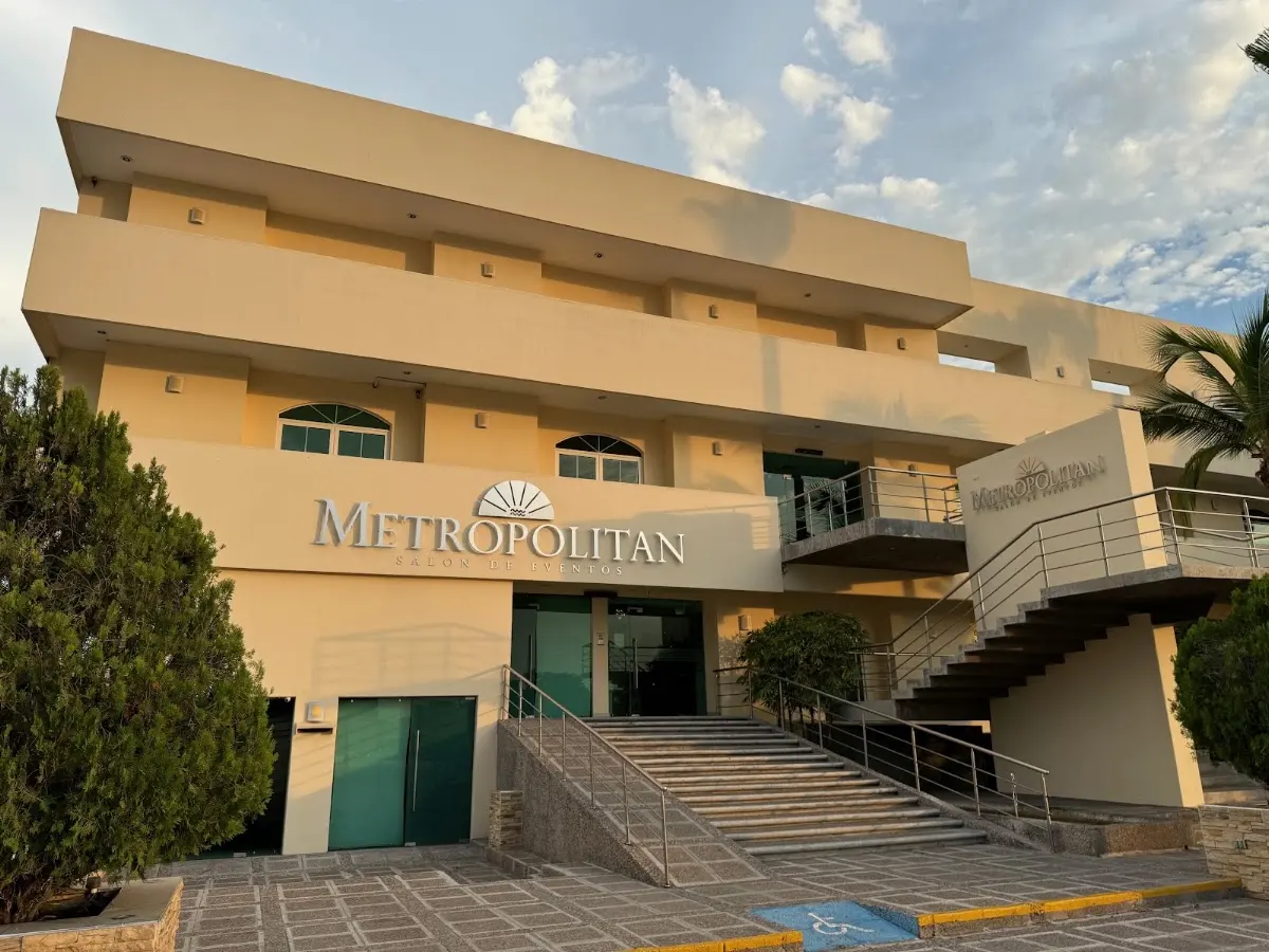 Salón Metropolitan