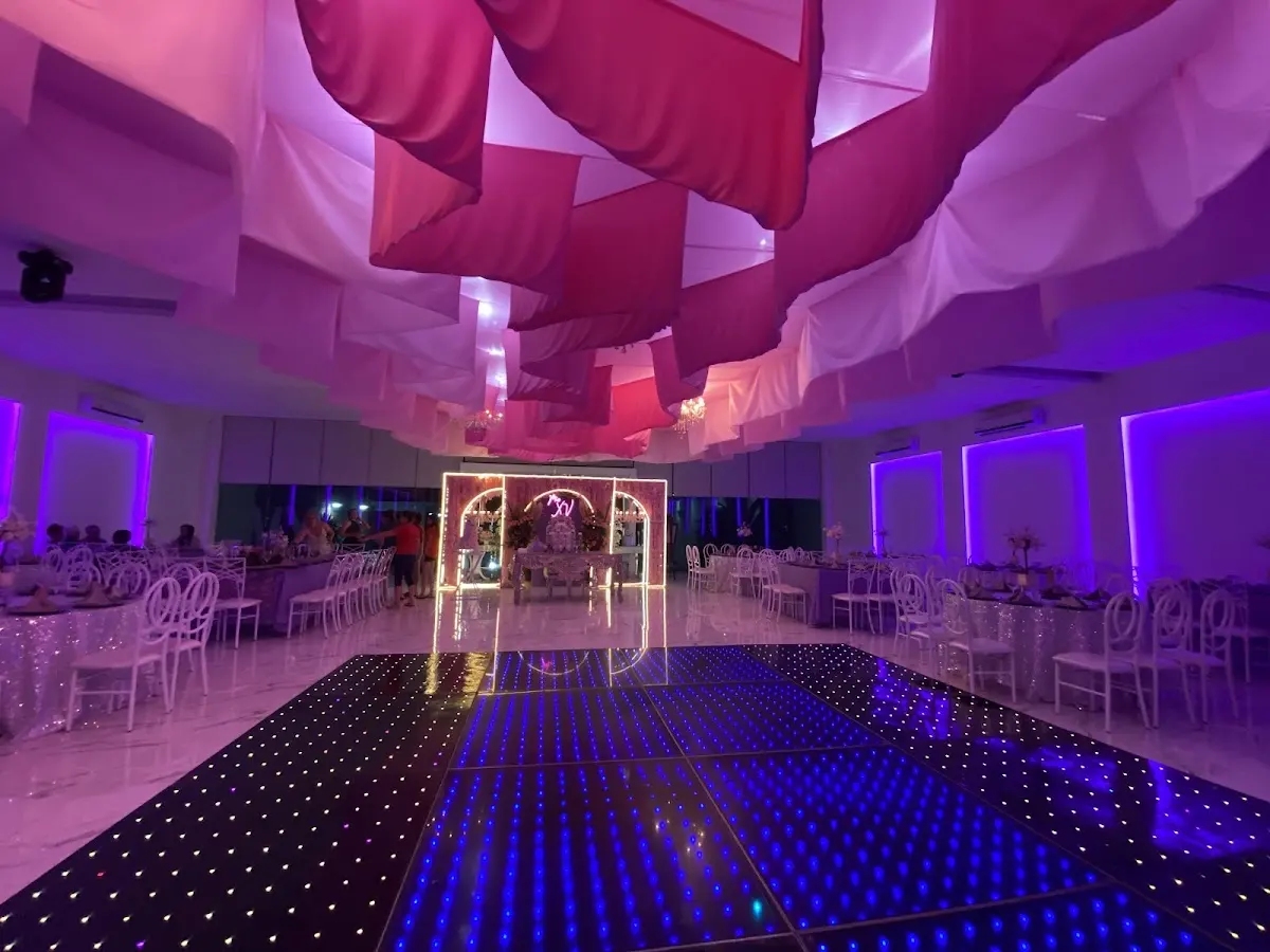 VILLA DEL SOL JARDIN Y SALON DE EVENTOS