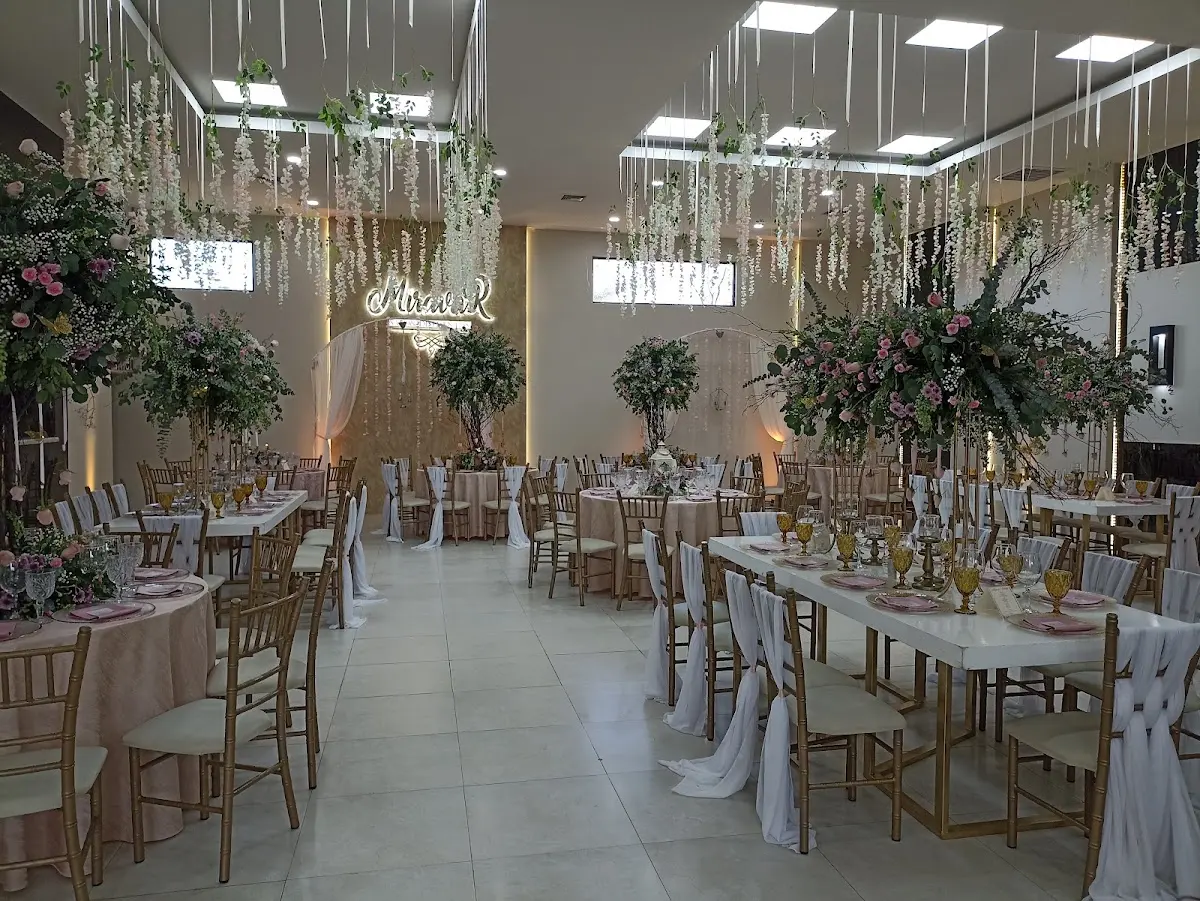 Salón de Eventos MiravaR