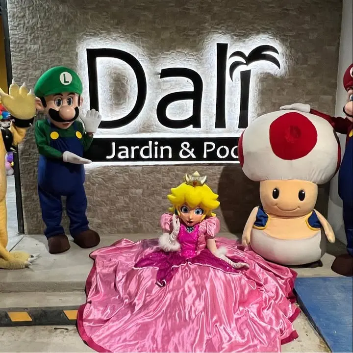 DaliJardin&pool