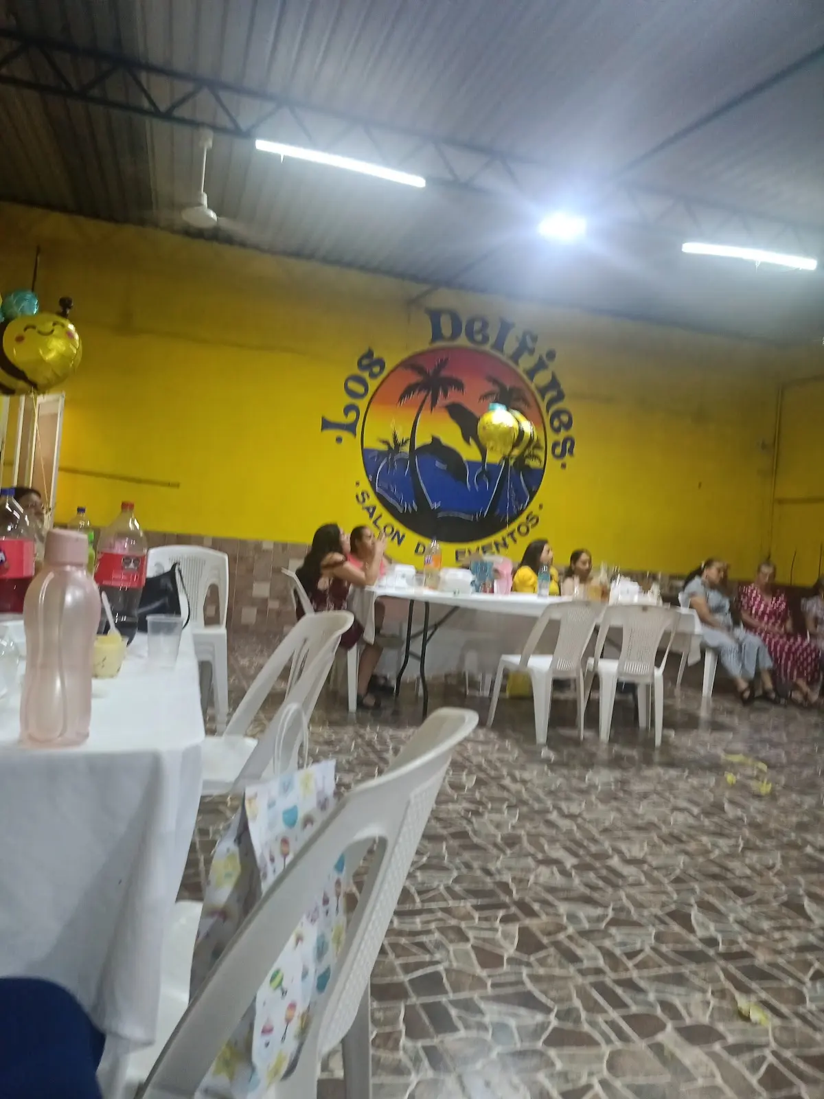 Salón de Eventos "Los Delfines"