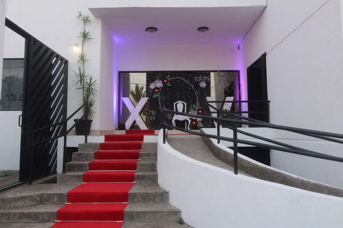 Salon Insurgentes 302