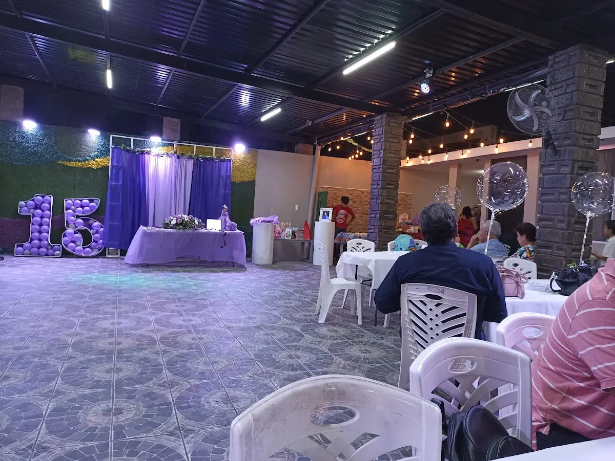 jardin de eventos santitos