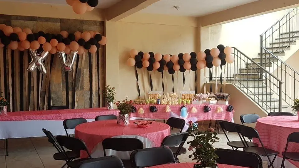 Salon Las Palmas