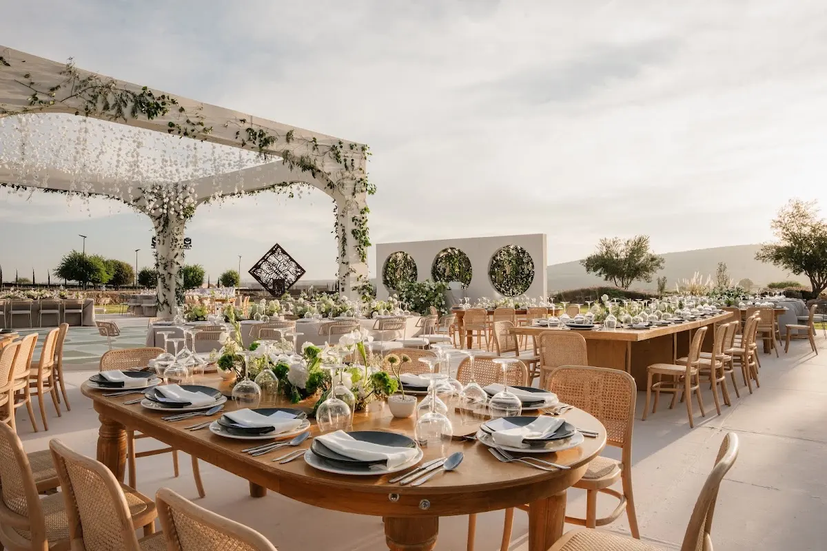 Banquetes Ambianza Showroom Poliforum