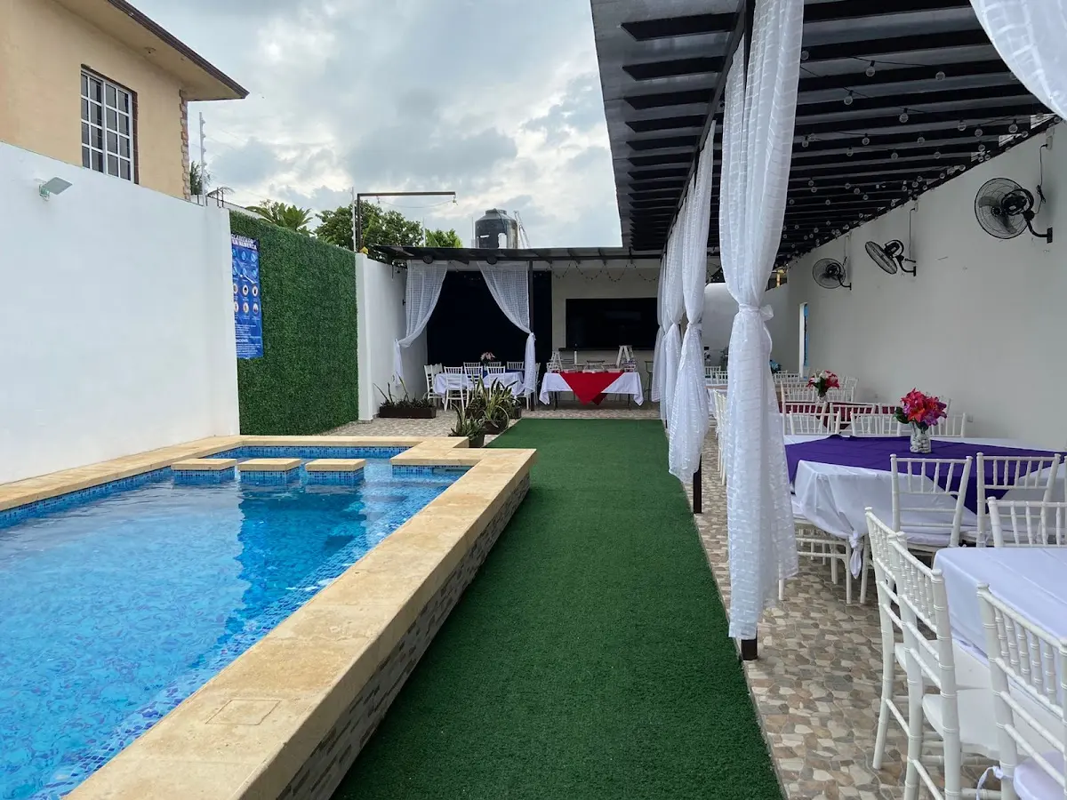 MYM JARDÍN DE EVENTOS — foto 2 de 3