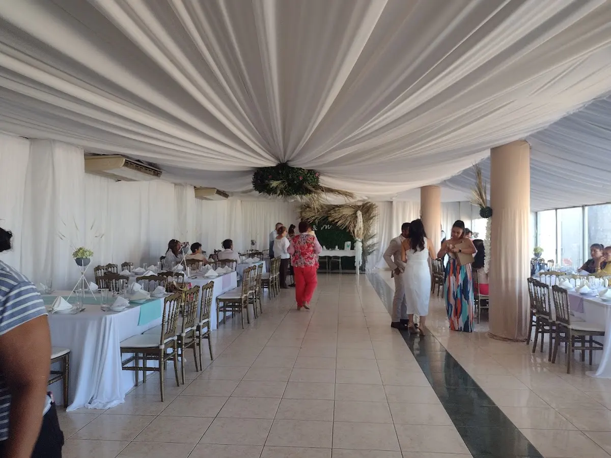 Salón De Eventos Lontananza — foto 2 de 3