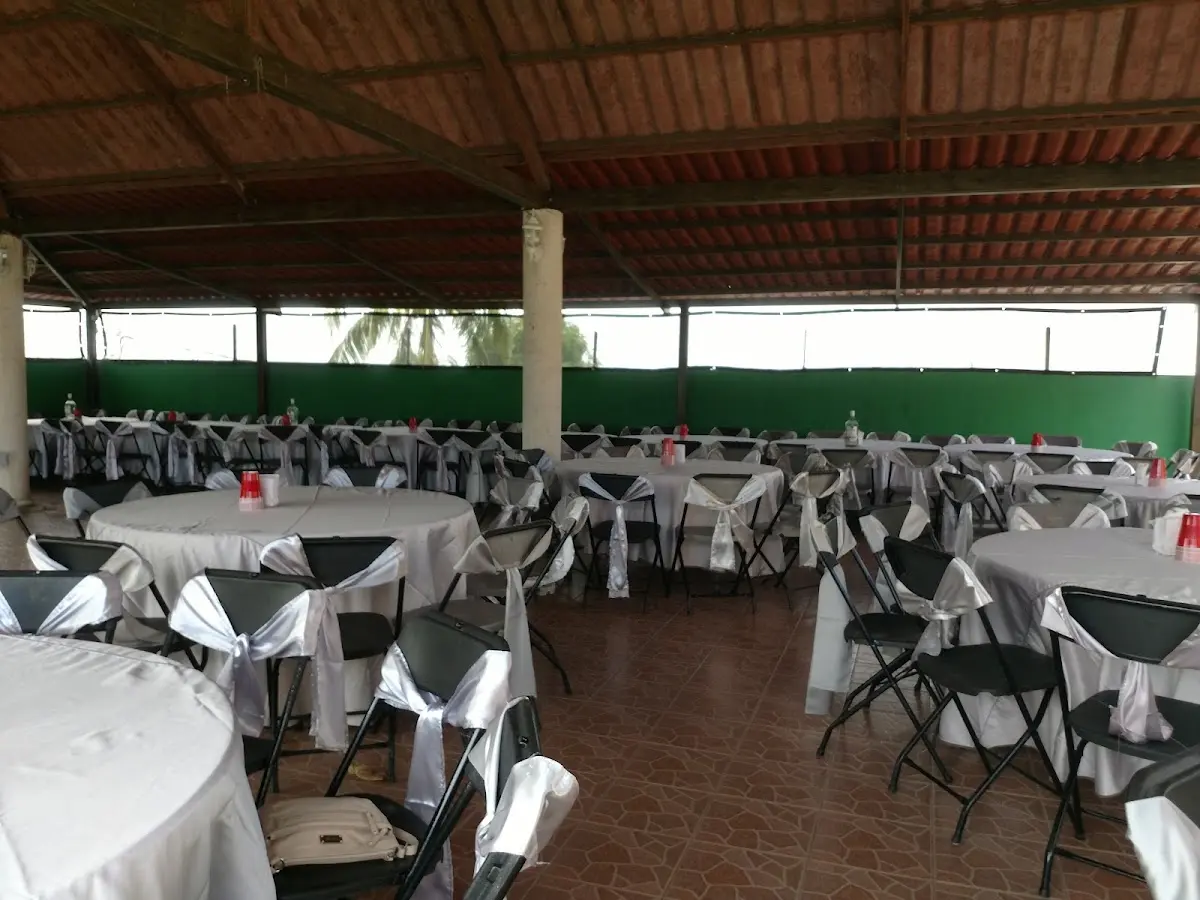 Salón y Jardín de Eventos Shaddai