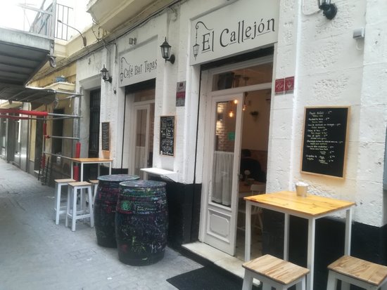 El Salón Del Callejón