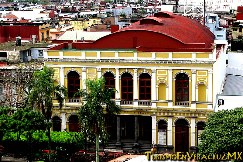 Teatro Ignacio De La Llave